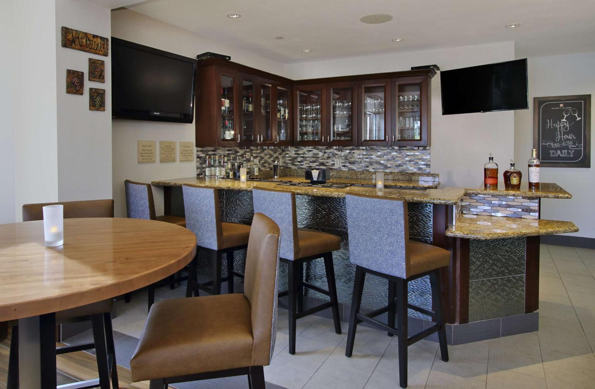 Hilton Garden Inn Sonoma County Airport Santa Rosa Eksteriør bilde